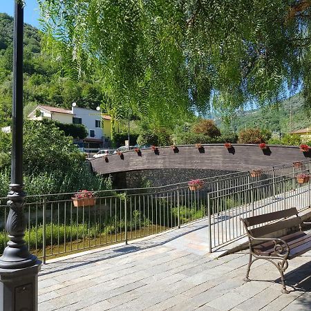 Apartamento Modern Flat With Panoramic Terrace In Zuccarello Exterior foto