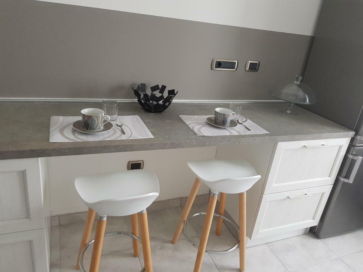 Apartamento Modern Flat With Panoramic Terrace In Zuccarello Exterior foto