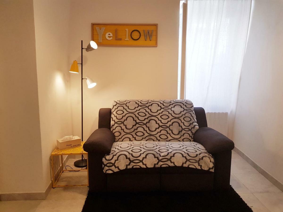 Apartamento Modern Flat With Panoramic Terrace In Zuccarello Exterior foto